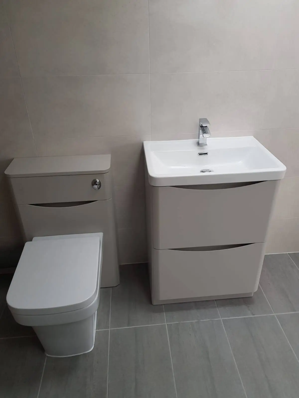 En-suite fitting Bromsgrove