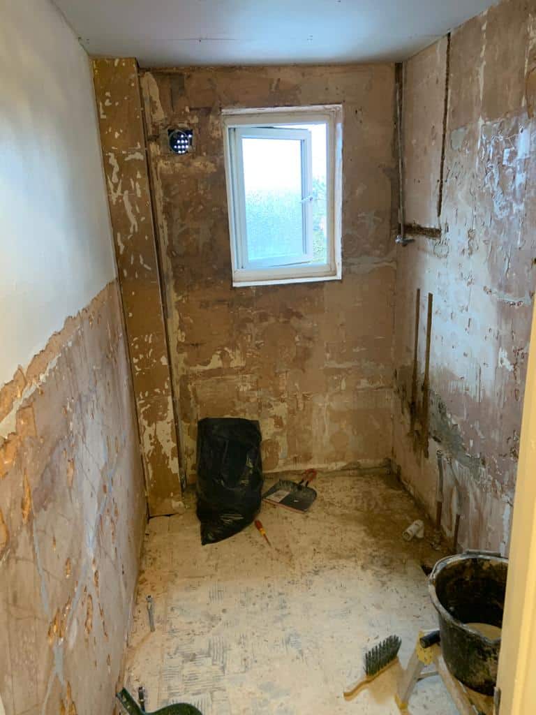 Bathroom refit for rental property in Bromsgrove helpfulplumber.co.uk